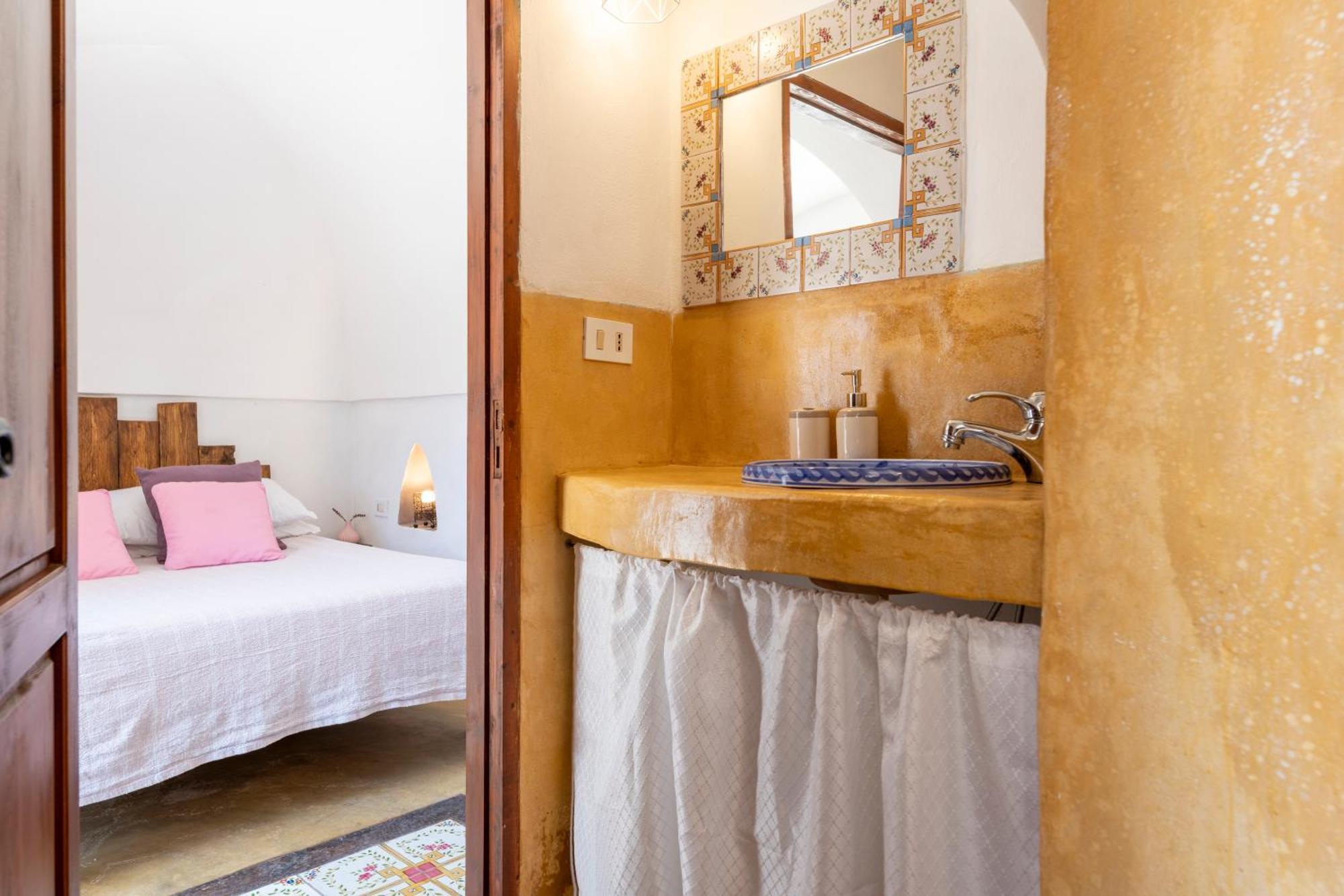 Villa Dammusi Rekale à Scauri  Extérieur photo